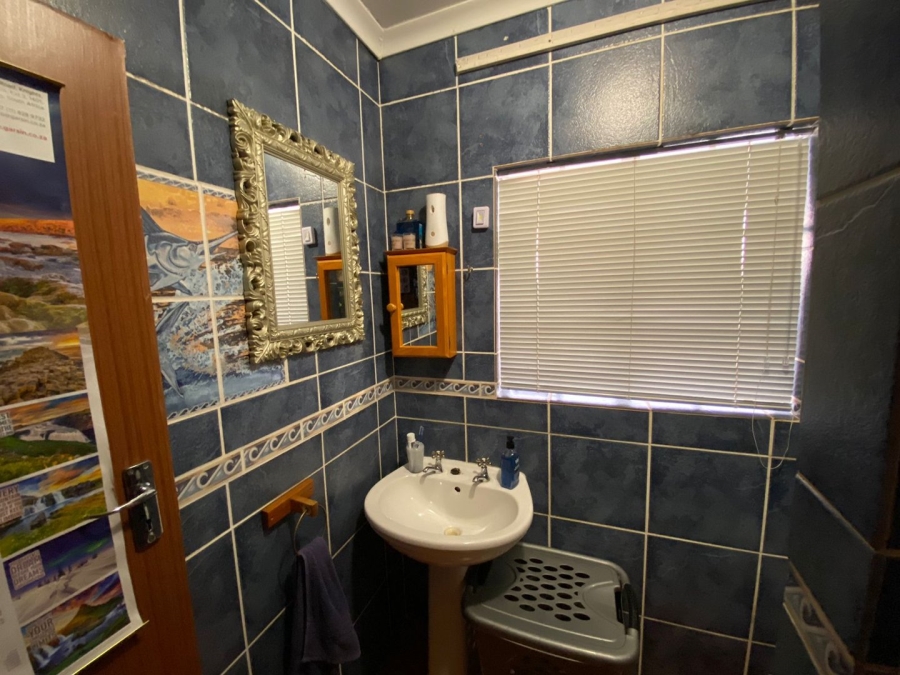 10 Bedroom Property for Sale in Orkney North West